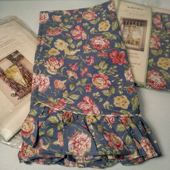 Waverly Garden Room Heirloom Collection Shaped Ruffle Valance 72x17 Blue Floral - Picture 4 of 12